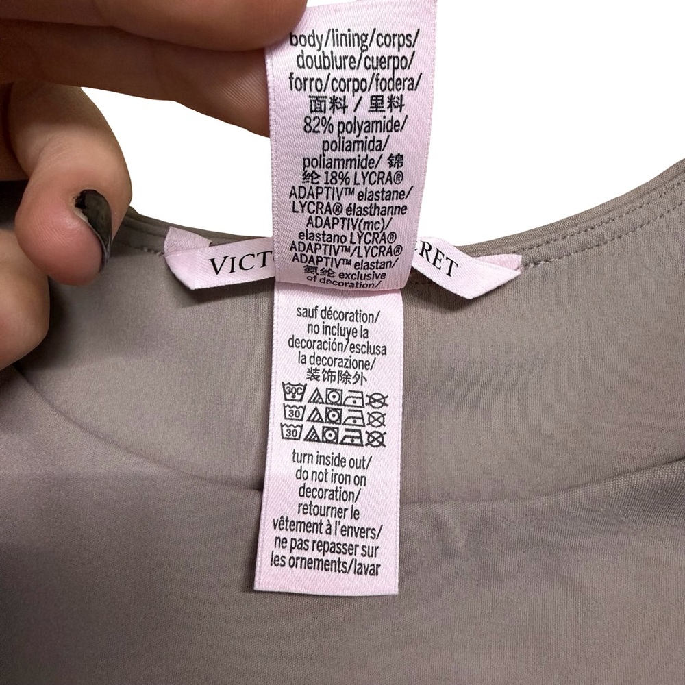Victoria's Secret‎ Gray Tank Top L open back - Picture 3 of 4
